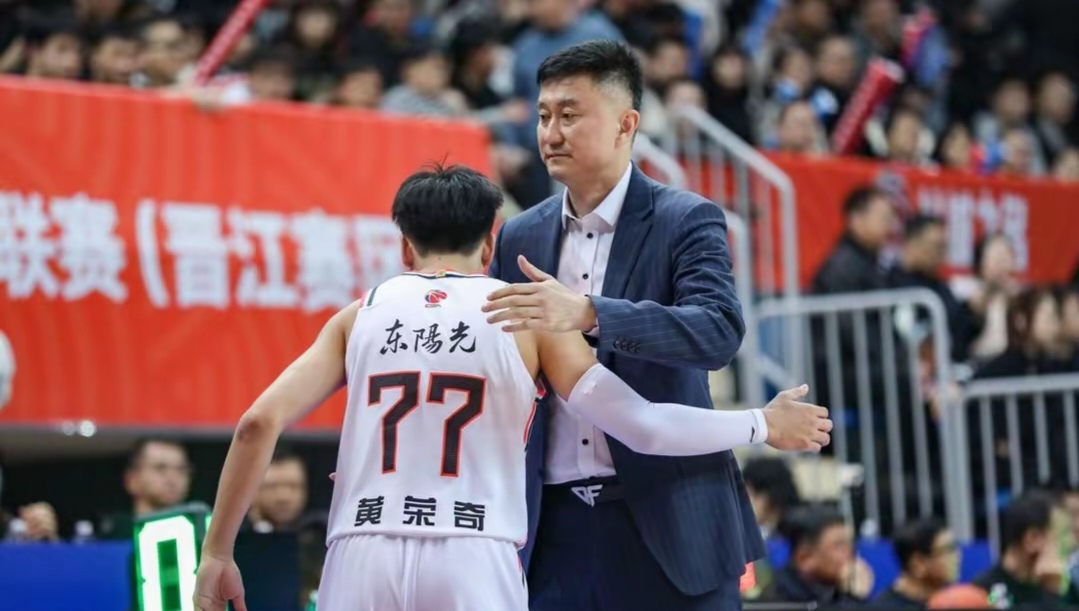 关于C9观众热烈欢呼！，Ming迎来二十赛季出色发挥气势如虹延续的信息