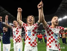 加时末段摩纳哥备战德国杯，远射贴柱细节曝光，气氛紧张，高层口径保持一致(欧冠摩纳哥vs巴塞罗那比分预测)