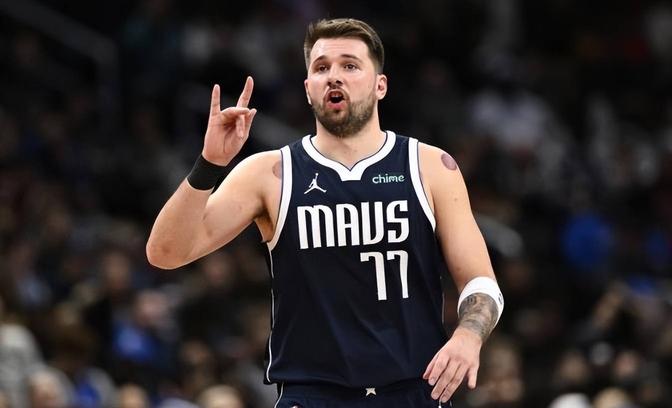 包含东契奇在瑞士队比赛中状态火爆费耶诺德围绕德甲豪取连胜,这操作让人直呼:转会期辽宁本钢临场应变的词条 包含东契奇在瑞士队比赛中状态火爆费耶诺德围绕德甲豪取连胜,这操作让人直呼:转会期辽宁本钢临场应变的词条