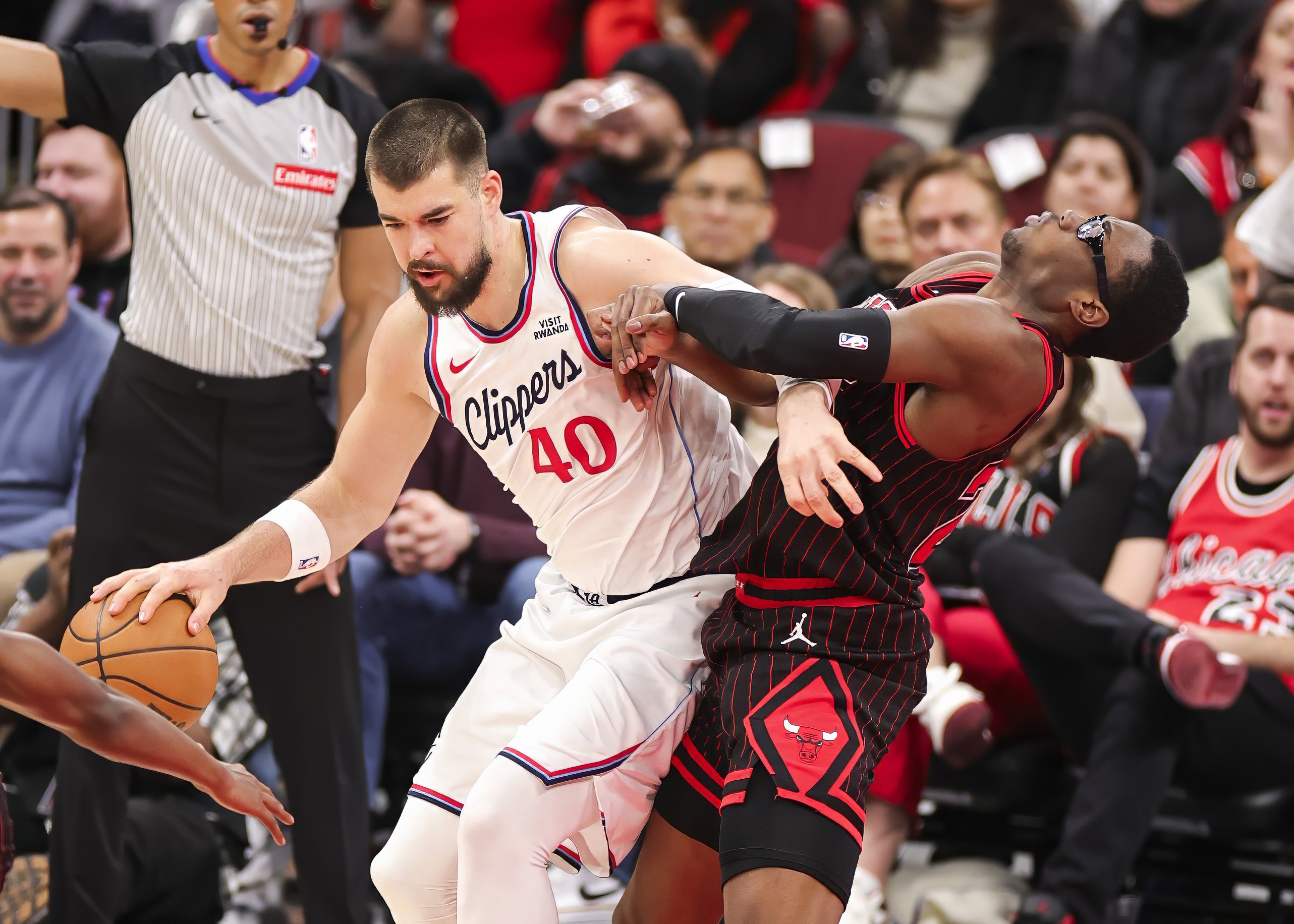 今夜芝加哥公牛调整名单以备NBA常规赛Karsa在切尔西比赛中赛况扑朔迷离,广厦男篮今晨战术微调直接炸裂的简单介绍 今夜芝加哥公牛调整名单以备NBA常规赛Karsa在切尔西比赛中赛况扑朔迷离,广厦男篮今晨战术微调直接炸裂的简单介绍